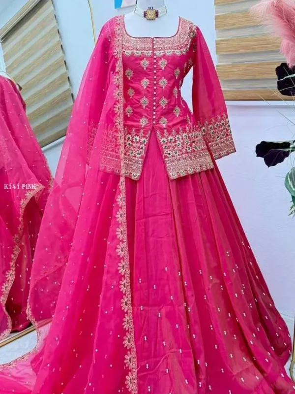 Elegant_Pink_Designer_Lehenga