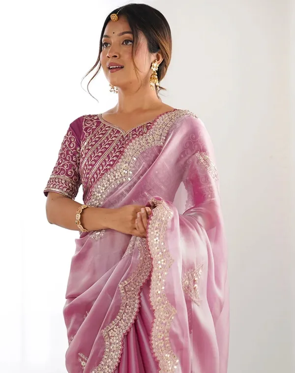 Elegant_Pink_Organza_Saree_with_Heavy_Embroidered_Blouse_✨