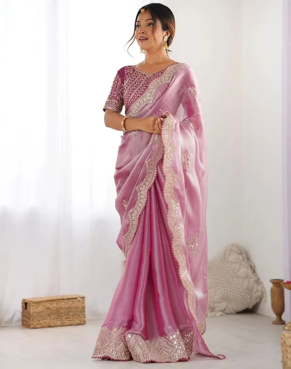 Elegant_Pink_Organza_Saree_with_Heavy_Embroidered_Blouse_✨