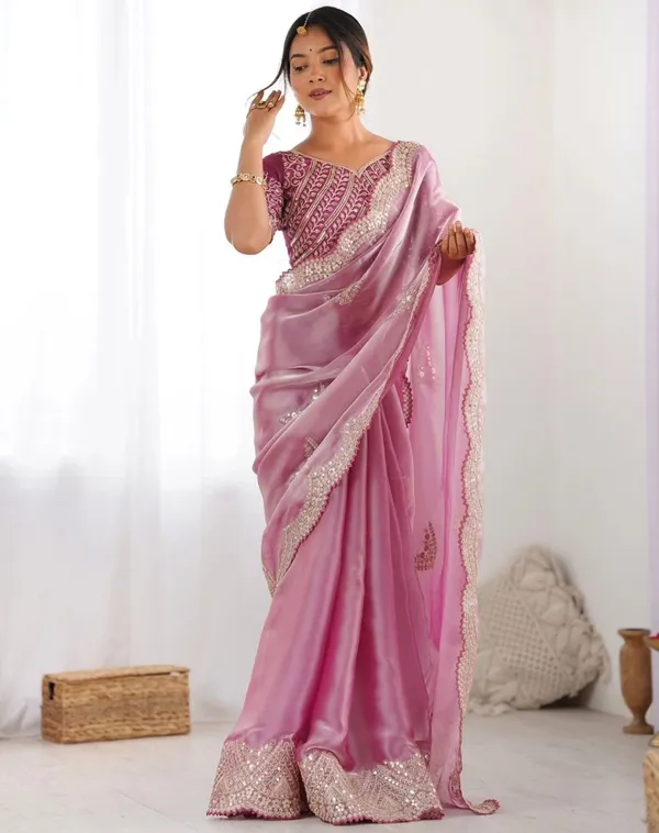Elegant_Pink_Organza_Saree_with_Heavy_Embroidered_Blouse_✨