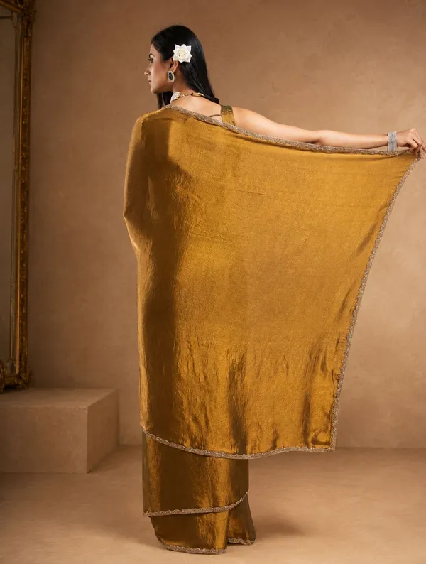 Golden_Chiffon_silk_Stylish_Saree_For_Women