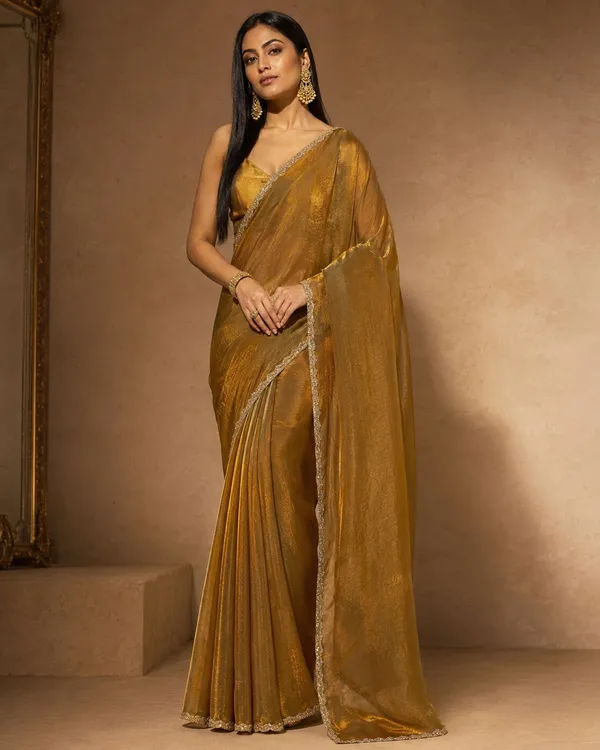 Golden_Chiffon_silk_Stylish_Saree_For_Women
