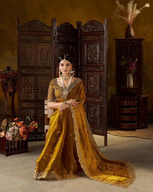 Royal_GOLD_Embroidered_Silk_Saree_with_Designer_Blouse_&_Zari_Border