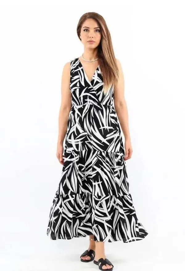 Stylish_Black_&_White_Printed_Maxi