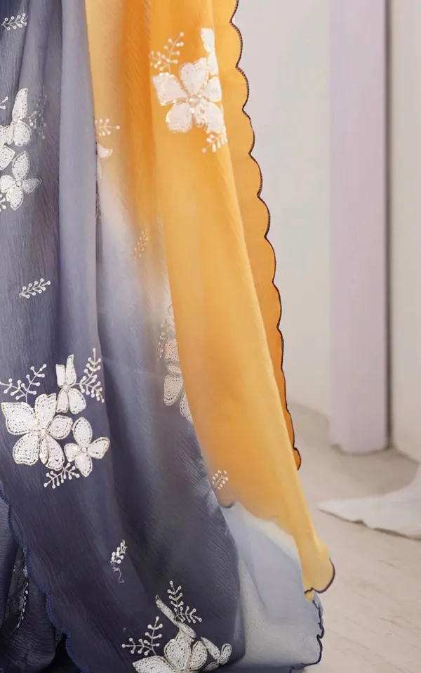 Stylish_Dual_Tone_Jimmy_Chhu_Saree_with_Scallop_Border