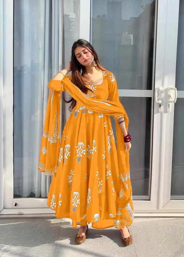 Stylish_Kurta_Set_for_Women