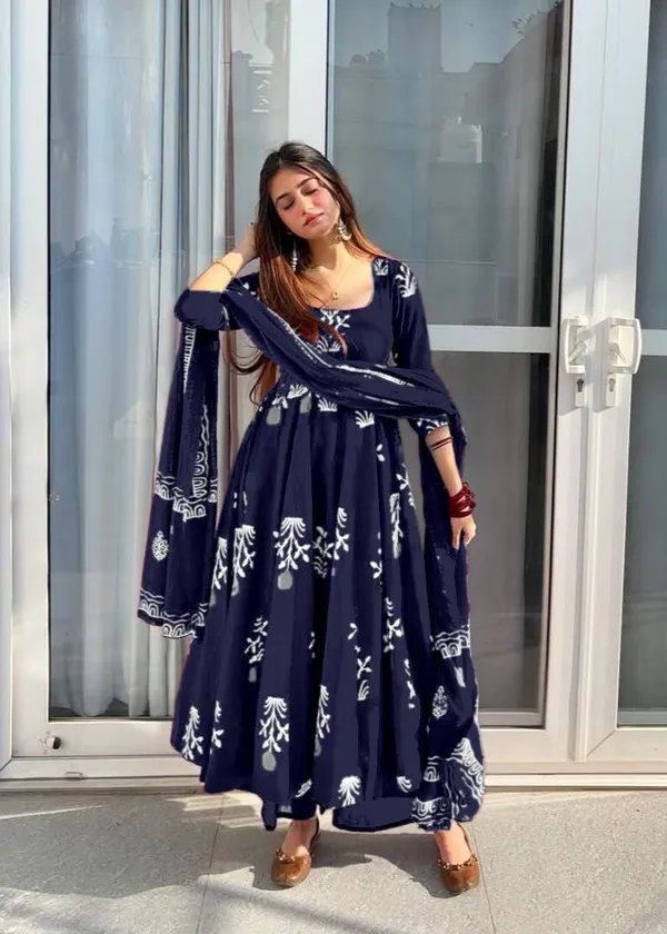 Stylish_Kurta_Set_for_Women