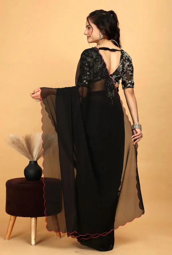 TRENDING_HEAVY_BLOUSE_SAREE