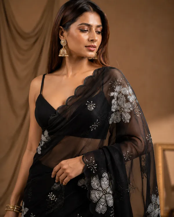 TRENDING_HEAVY_SEQUENS_BUTA_BLACK_SAREE