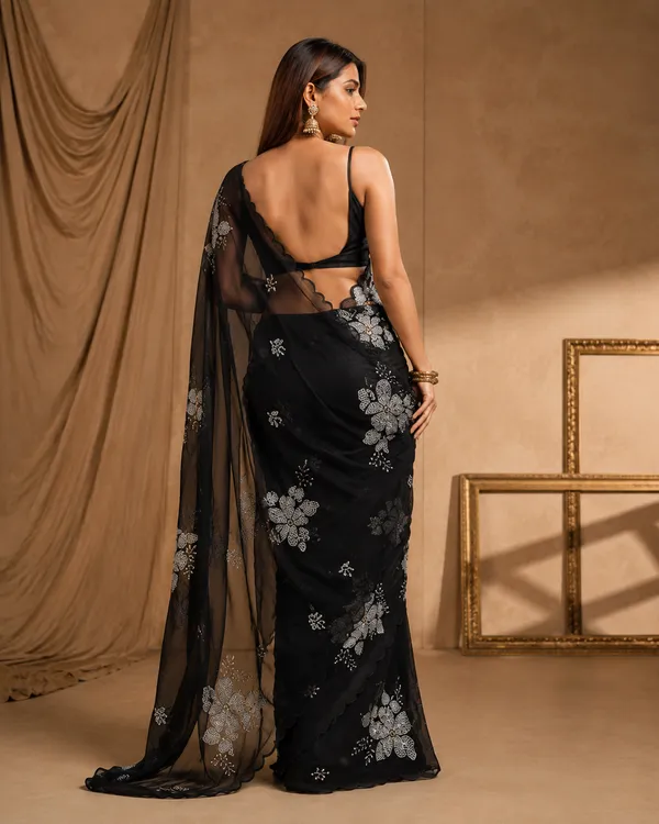 TRENDING_HEAVY_SEQUENS_BUTA_BLACK_SAREE