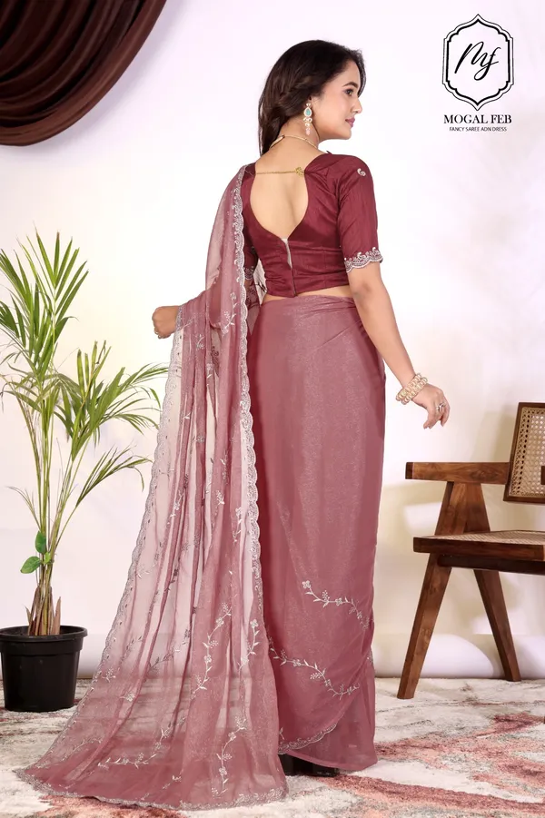 Peach_Silk_Stylish_Saree_For_Women