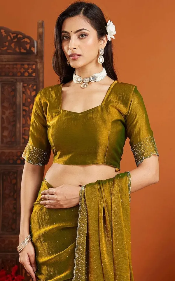 Trendiing✨_Premium_Soft_Chiffon_Silk_Saree_✨_