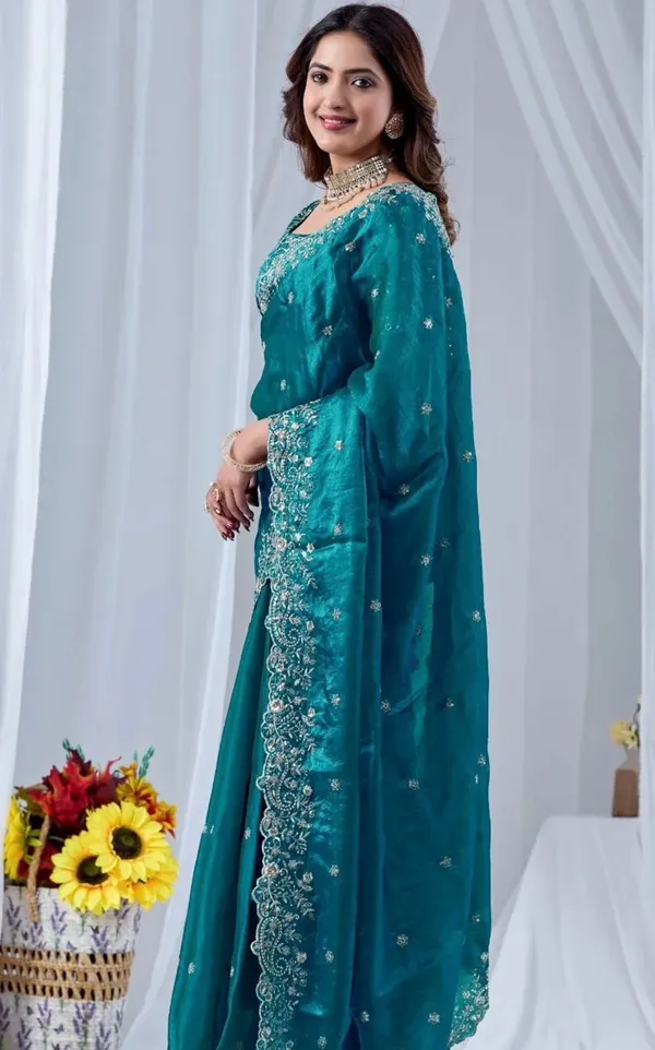 elegant_petrol_colour_saree_with_chiffon_silk_fabric
