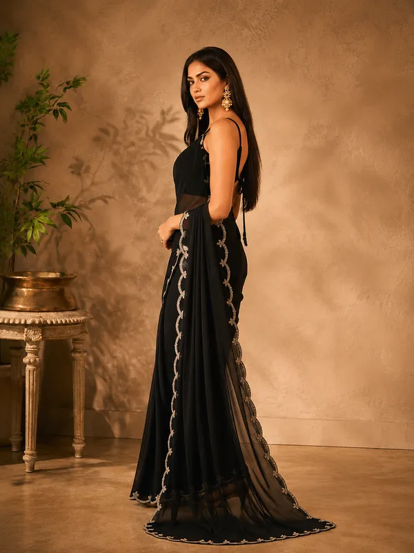 Black_Organza_Stylish_Saree_For_Women