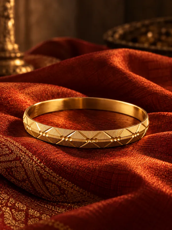 Divyoro_Cross-Hatch_Diamond_Dot_24k_Gold_Plated_Male_Kada