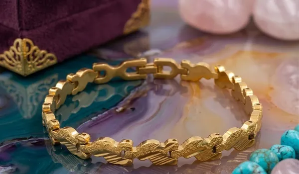DIVYORO_Luna_Female_Bracelet