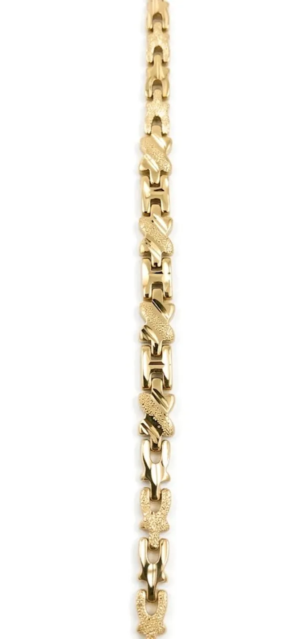 DIVYORO_Mira_Female_Bracelet