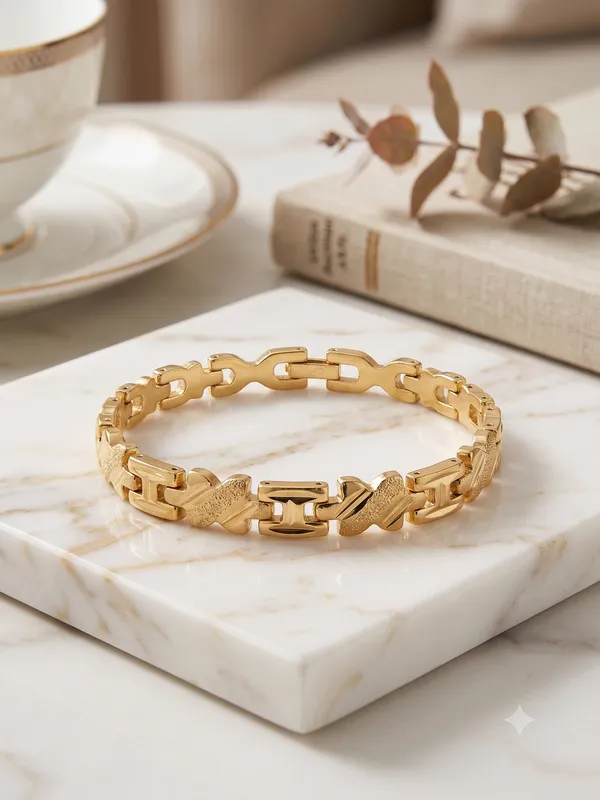 DIVYORO_Mira_Female_Bracelet