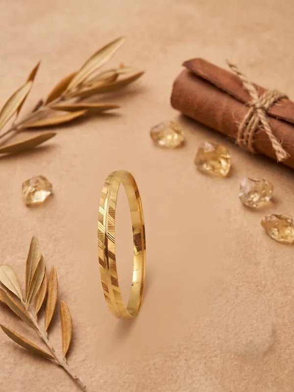 Divyoro_Diagonal_Block_Textured_24k_Gold_Plated_Male_Kada