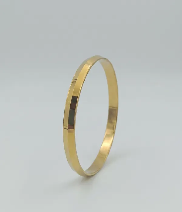 Divyoro_Sleek_Beveled_Facet_24K_Gold_Plated_Plain_Kada