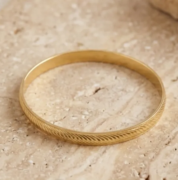 Divyoro_Swirl_Wave_Shimmer_Luxe_24K_Gold_Plated_Kada