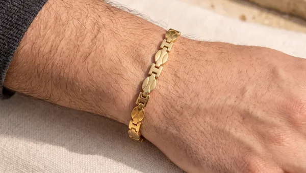 DIVYORO_Royale_Men's_Bracelet