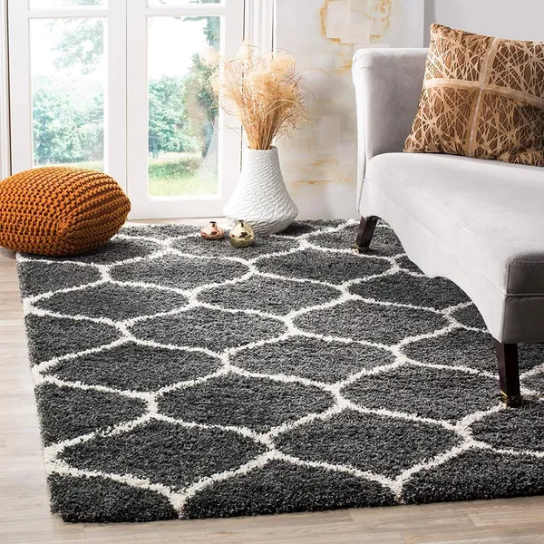 Geometric_Traditional_Area_Rug_Grey_Microfiber