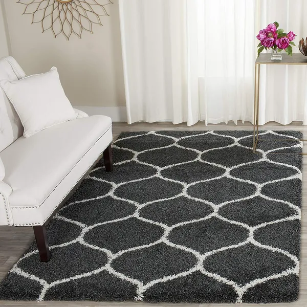 Geometric_Traditional_Area_Rug_Grey_Microfiber