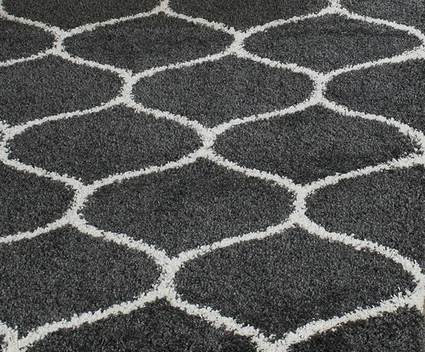 Geometric_Traditional_Area_Rug_Grey_Microfiber