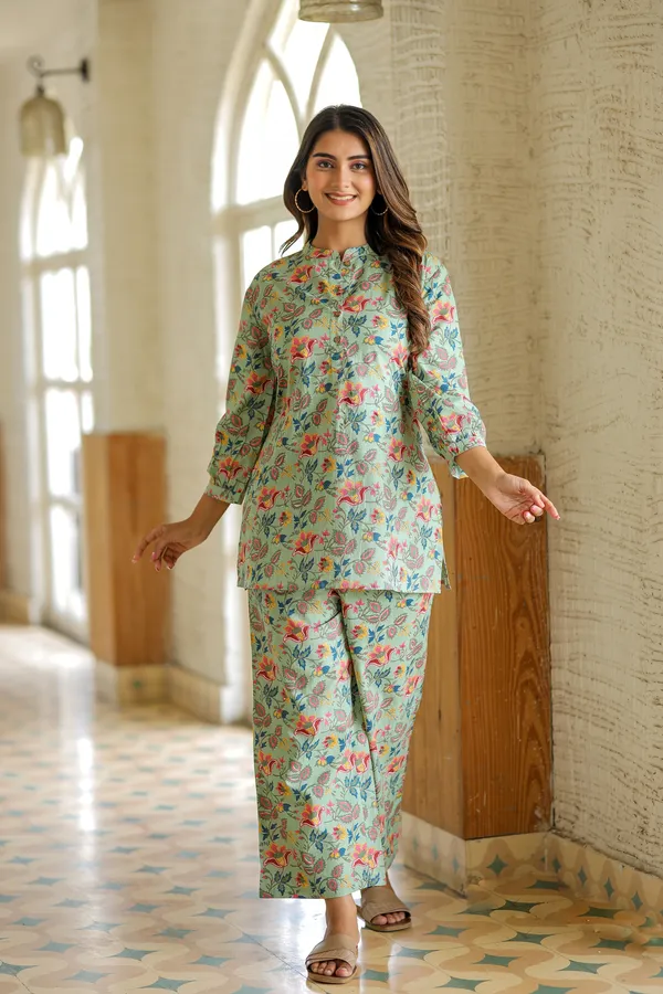 Green_Floral_Printed_Kurta_Set_For_Women