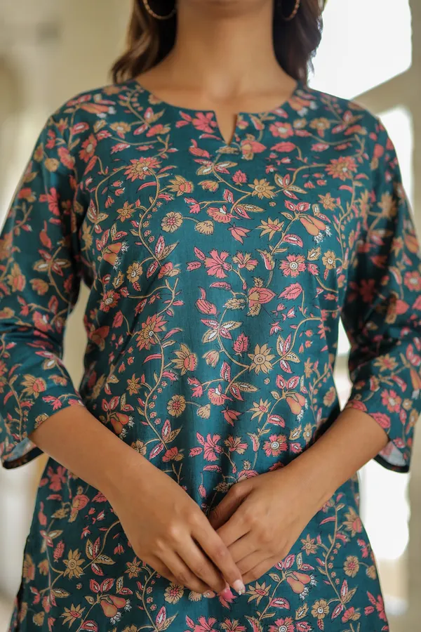 Blue_Floral_Print_Kurta_And_Palazzo_Co_Ord_Set_For_Women
