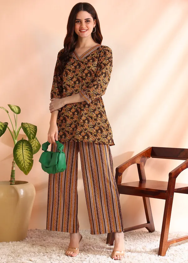 Mustard_Brown_Traditional_Printed_Kurta_And_Palazzo_Set_For_Women