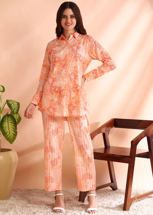 Peach_Floral_Print_Cotton_Night_Suit_Set_For_Women