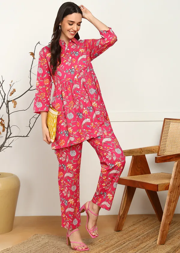 Pink_Floral_Printed_Co_Ord_Set_With_Tunic_Top_And_Pants_For_Women
