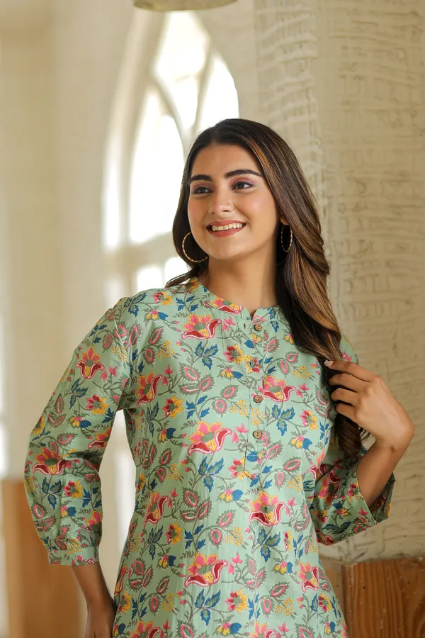 Green_Floral_Printed_Kurta_Set_For_Women