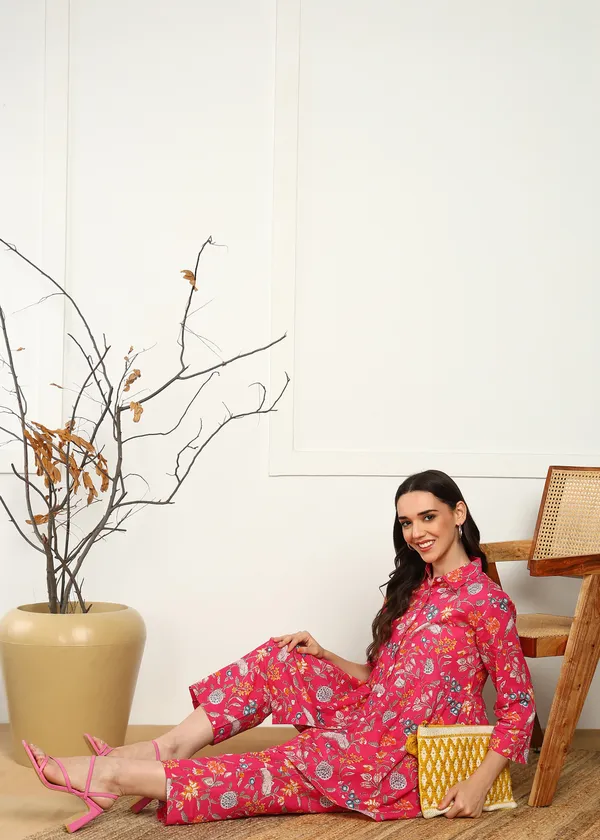 Pink_Floral_Printed_Co_Ord_Set_With_Tunic_Top_And_Pants_For_Women