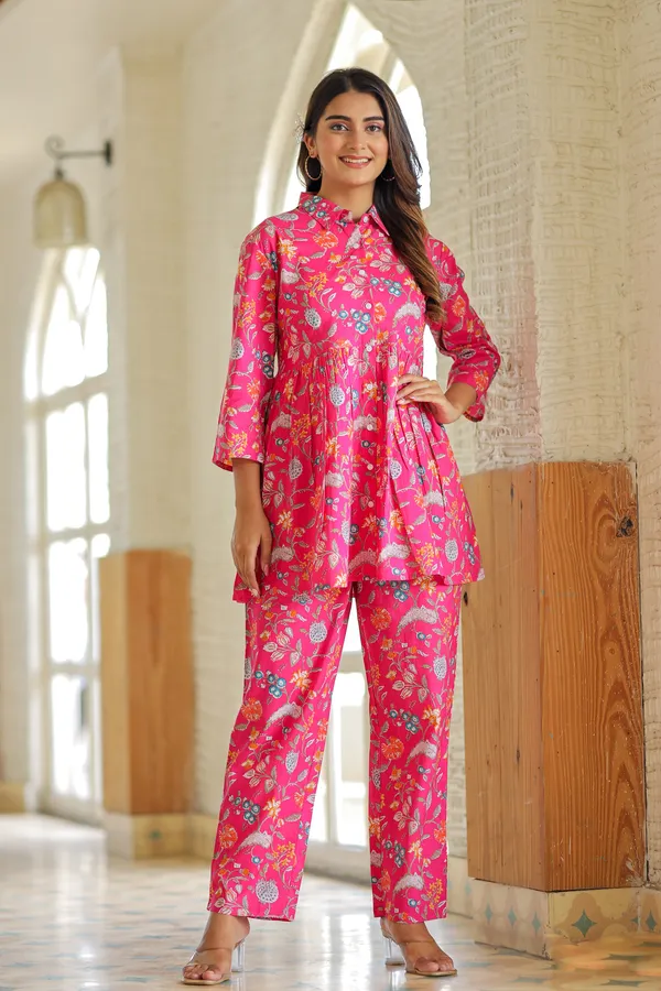 Pink_Floral_Printed_Gathe_Waist_Kurta_Pant_Set_For_Women