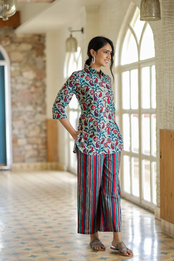Multicolour_Floral_Print_Cotton_Kurta_With_Striped_Palazzo_Set_For_Women