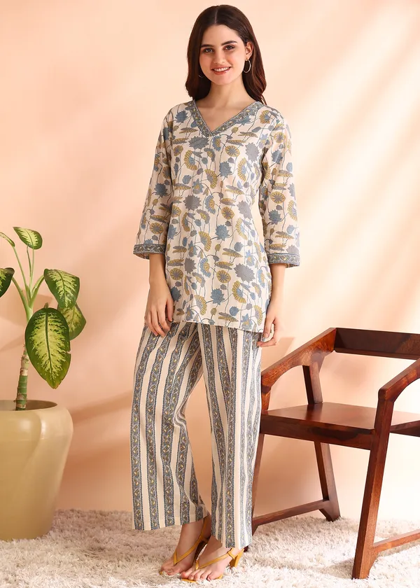 Off_White_And_Grey_Ethnic_Printed_Pure_Cotton_Co_Ord_Set_For_Women