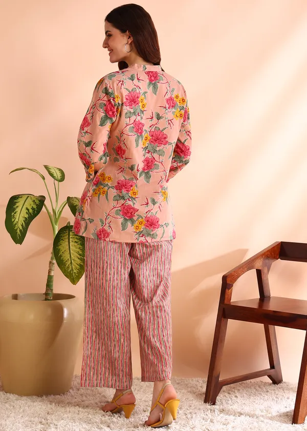 Pink_Floral_Printed_Cotton_Kurta_With_Button_Detailing_For_Women