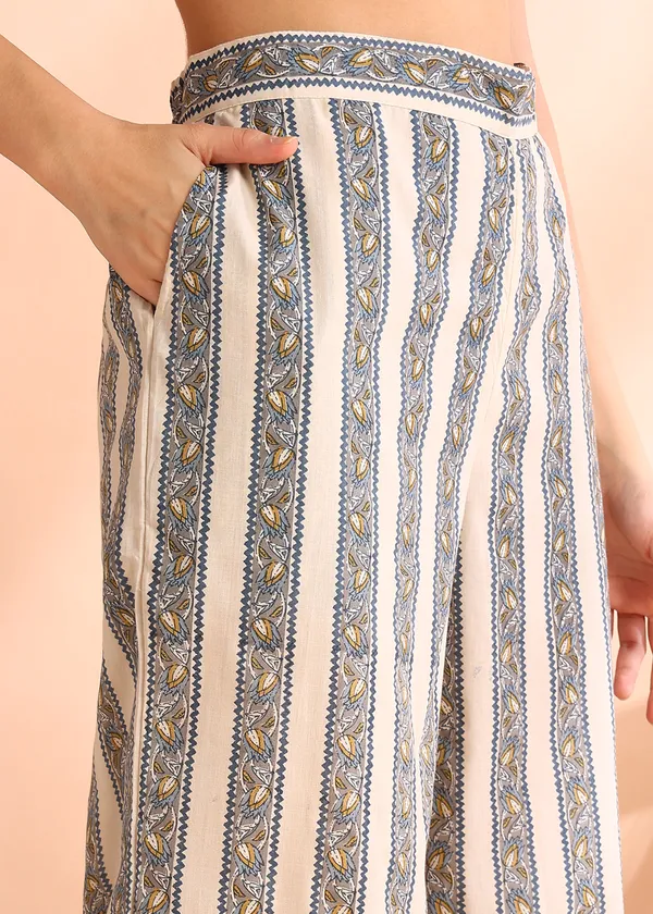 Off_White_And_Grey_Ethnic_Printed_Pure_Cotton_Co_Ord_Set_For_Women