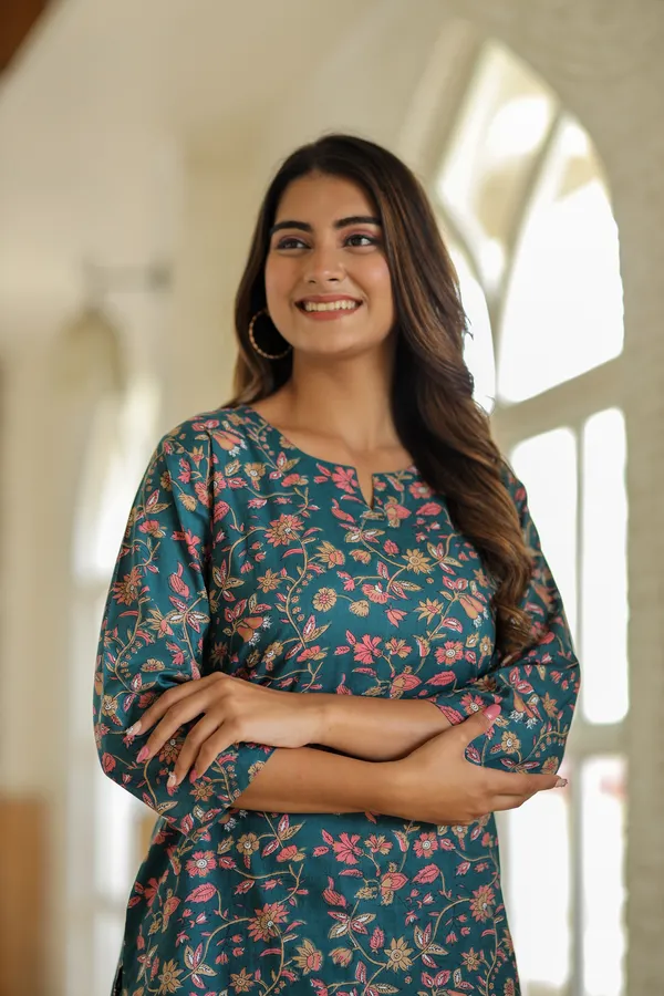 Blue_Floral_Print_Kurta_And_Palazzo_Co_Ord_Set_For_Women