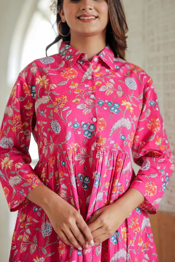 Pink_Floral_Printed_Gathe_Waist_Kurta_Pant_Set_For_Women