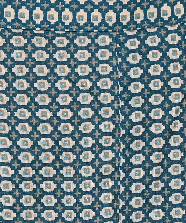 Blue_Traditional_Brocade_Fabric_With_Geometric_And_Floral_Patterns_For_Women