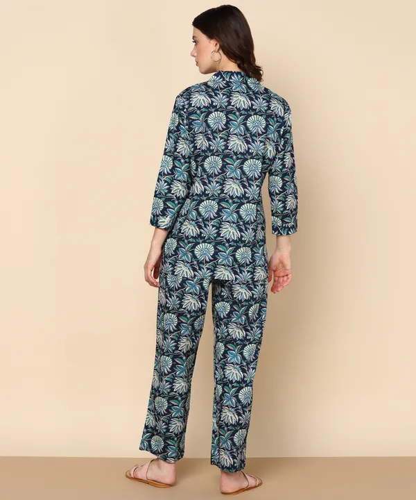 Blue_And_Black_Floral_Print_Night_Suit_Set_For_Women