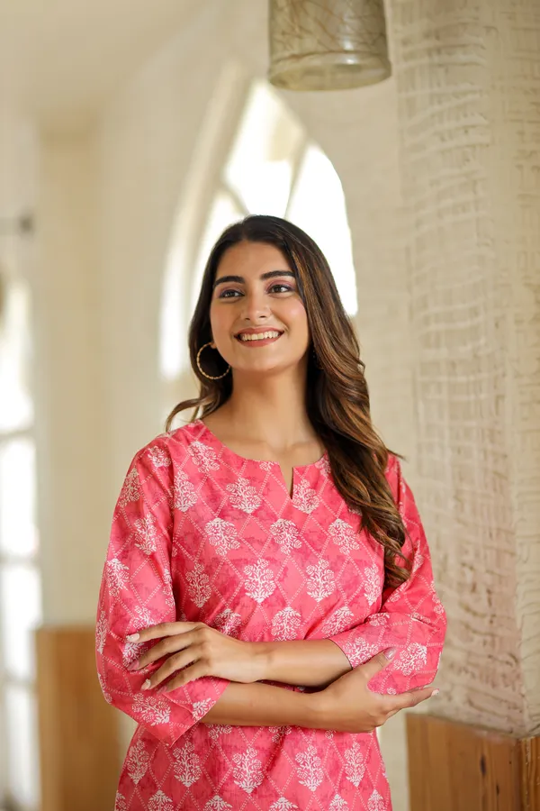 Pink_Floral_Block_Print_Cotton_Kurta_Palazzo_Set_For_Women