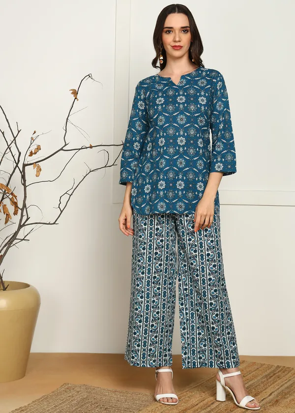 Blue_Ethnic_Floral_Print_Cotton_Palazzo_Set_For_Women