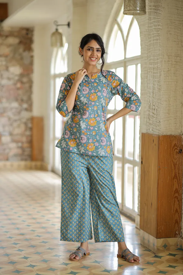 Blue_Floral_Print_Cotton_Co_Ord_Set_With_Top_And_Palazzo_Pants_For_Women