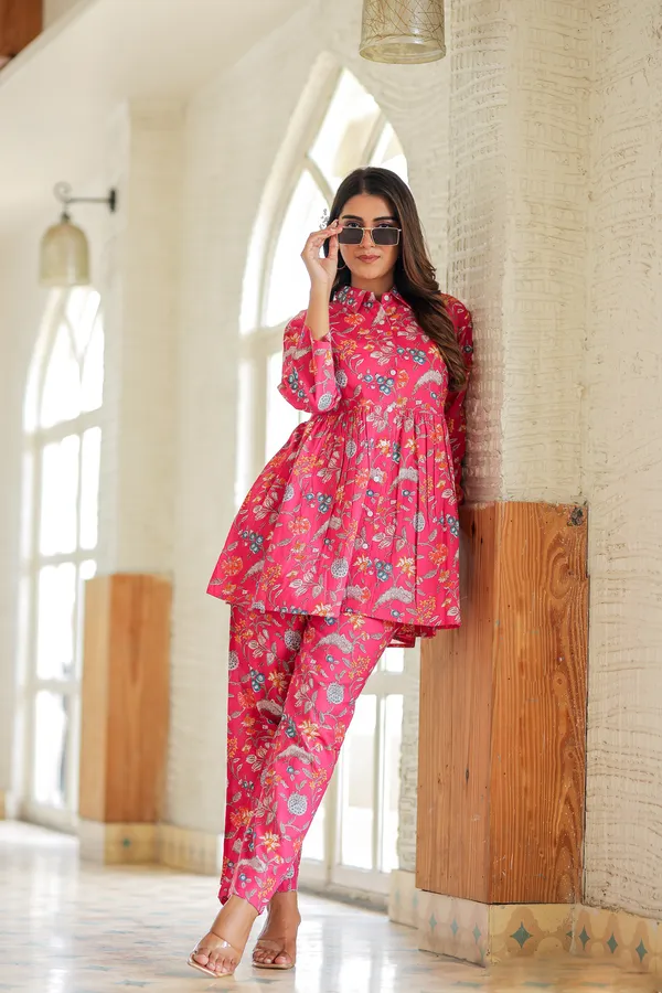 Pink_Floral_Printed_Gathe_Waist_Kurta_Pant_Set_For_Women