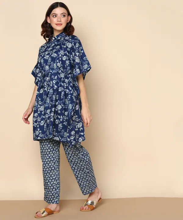 Blue_Floral_Print_Co_Ord_Set_With_Mandarin_Collar_Top_And_Relaxed_Fit_Pants_For_Women